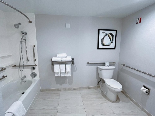 Holiday Inn Los Angeles - LAX Airport image 1